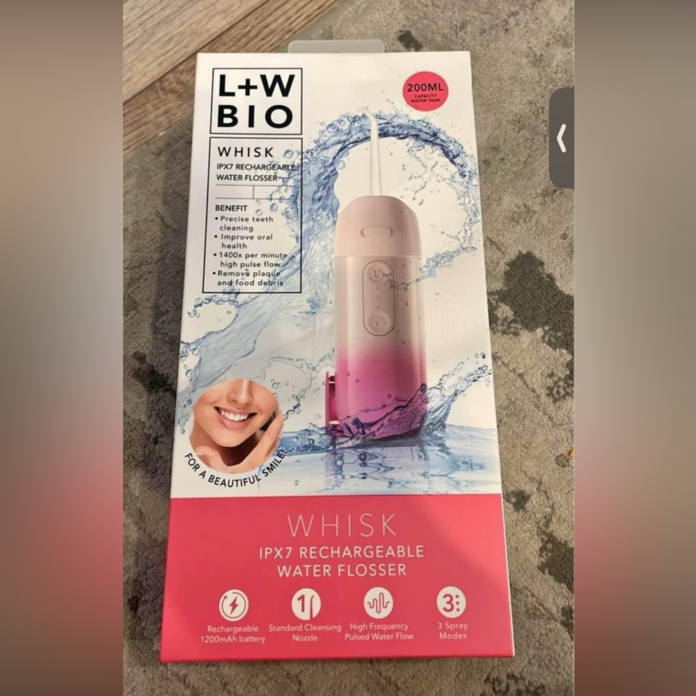 Water flosser